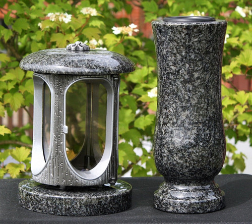 Grablaterne und vase aus - grablaterne,