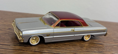 Revell lowrider magazine 64 - revell, ´64