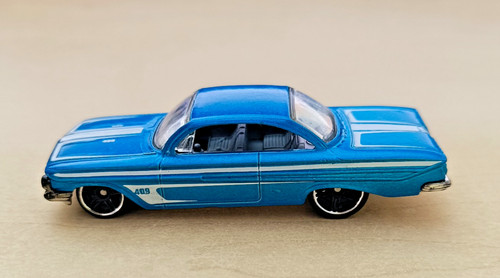 Hot wheels 2012 chevy - |,
