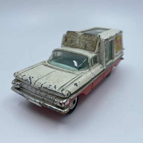 Corgi toys chevrolet - corgi, impala
