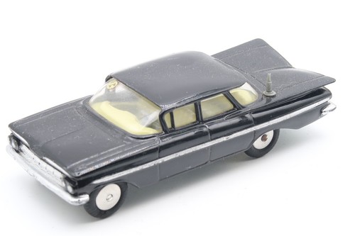 Corgi toys 220 chevrolet - corgi, *