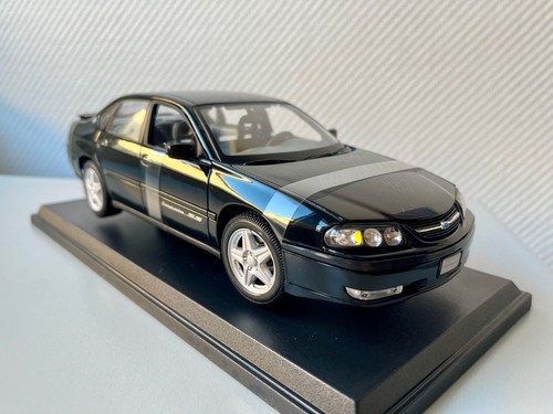 Diecast 2004 chevrolet impala - 2004,
